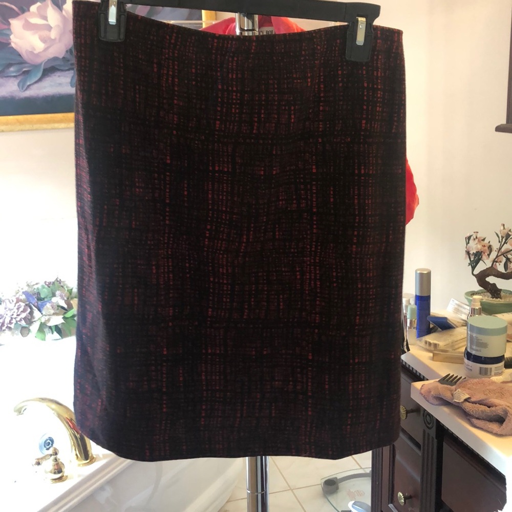 Ellen Tracy Pencil Skirt